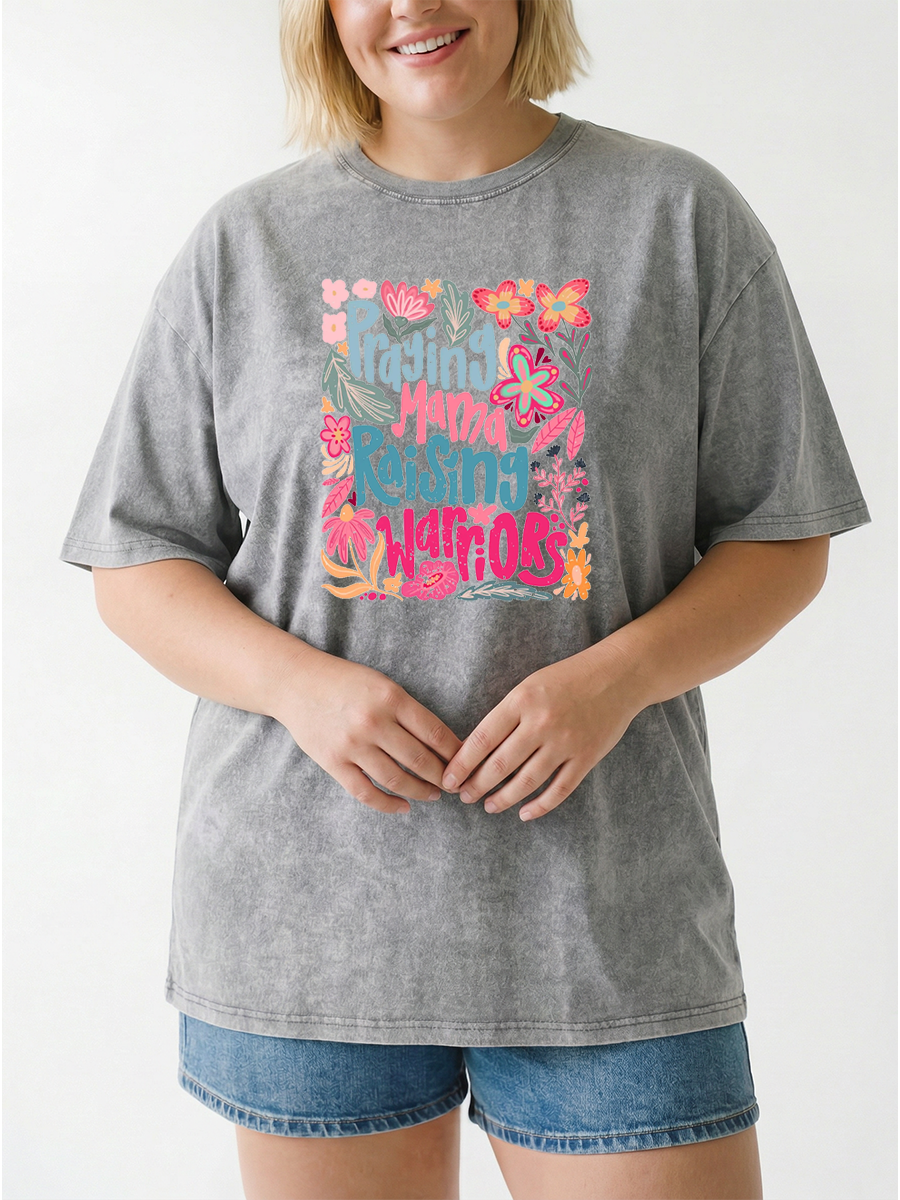 Vintage Praying Mama Raising Warriors Washed T-Shirt