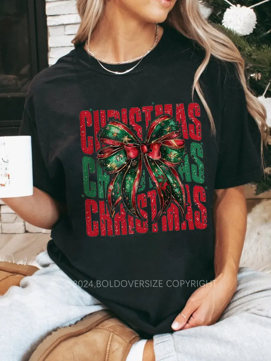 Vintage Christmas Coquette Bow T-Shirt