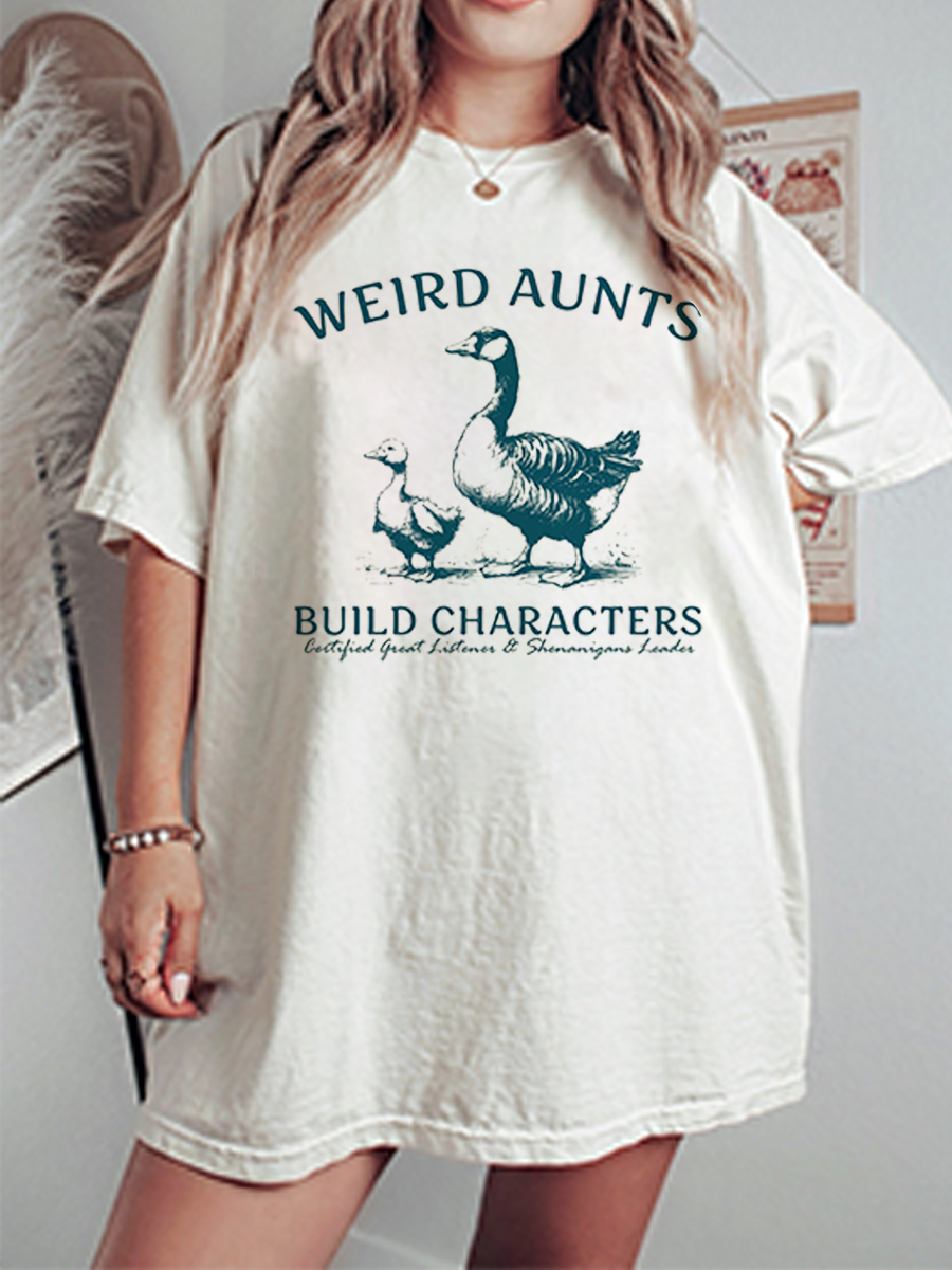 Vintage Weird Aunts Build Characters Oversize Graphic Tee