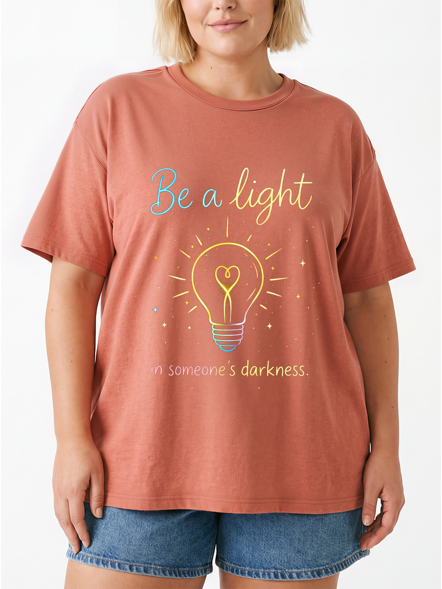 Vintage Be A Light In Someone'S Darkness Oversize Graphic Tee