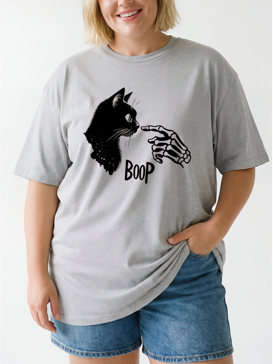 Vintage Skeleton Cat Halloween Oversize Graphic Tee