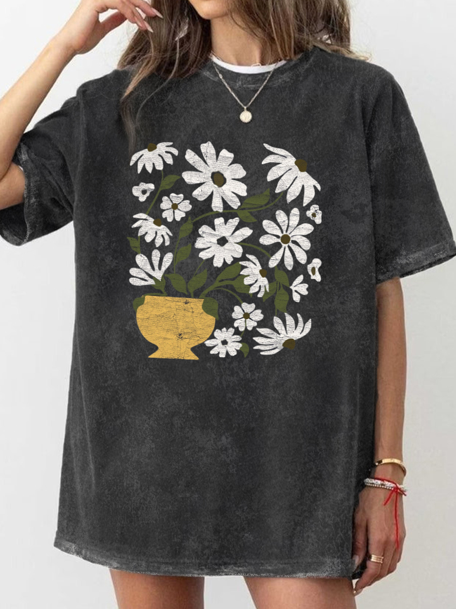 Vintage Daisies Flowers Washed T-Shirt