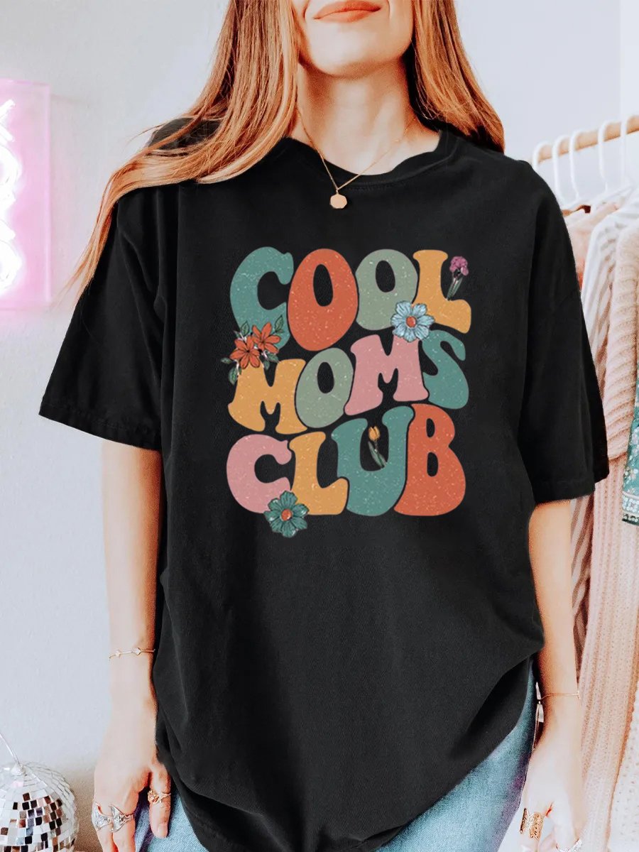 Vintage Cool Moms Club Oversize Graphic Tee