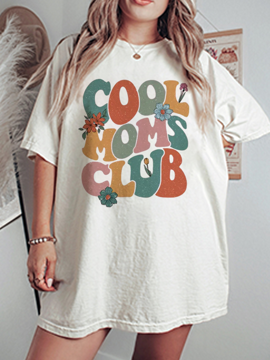 Vintage Cool Moms Club Oversize Graphic Tee