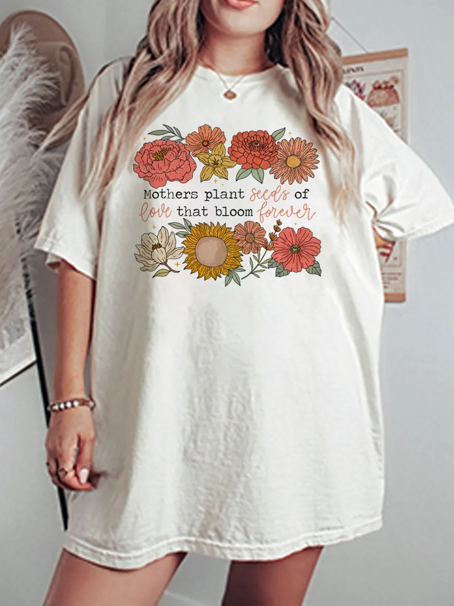 Vintage  Floral Mama Quote Oversize Graphic Tee