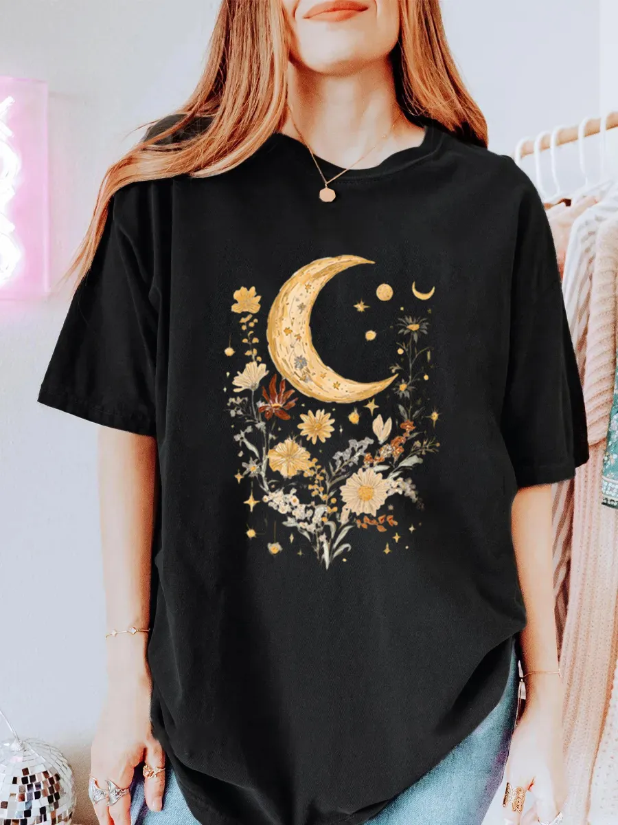 Vintage Cottagecore Flower Moon Oversize Graphic Tee