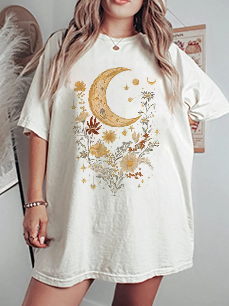 Vintage Cottagecore Flower Moon Oversize Graphic Tee