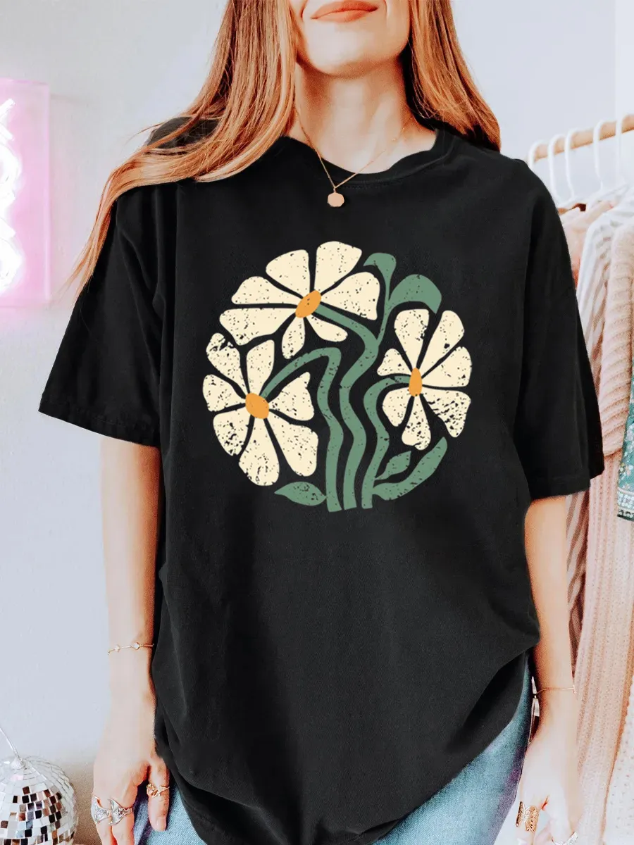Vintage Daisy Oversize Graphic Tee