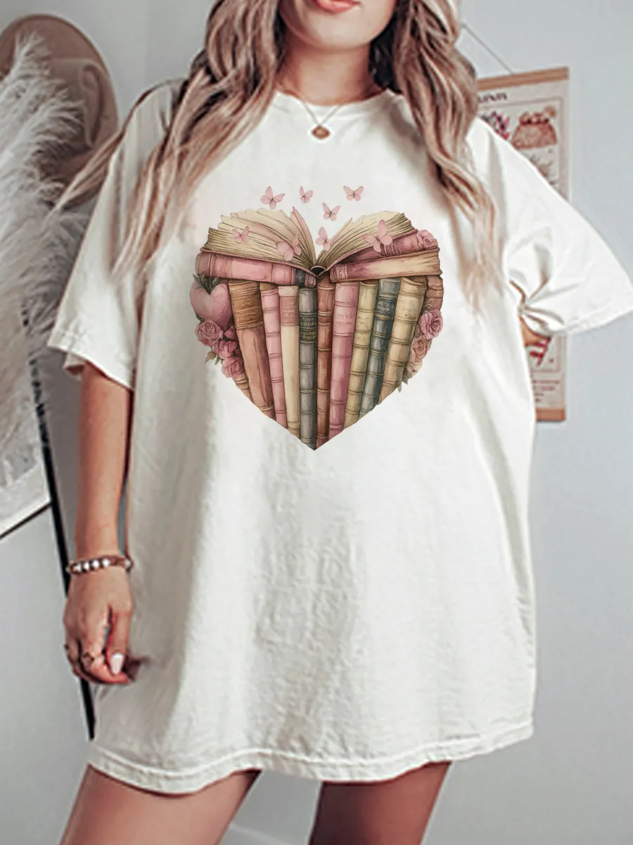 Vintage Retro Book Heart Oversize Graphic Tee
