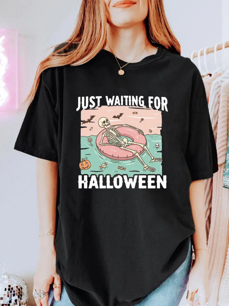 Vintage Just Waiting For Halloween Oversize Graphic Tee