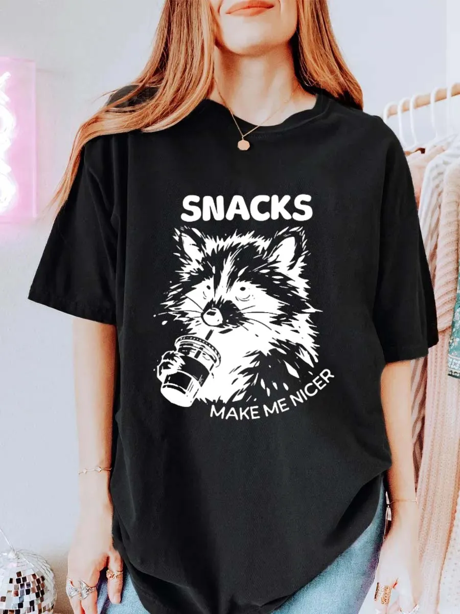 Vintage Snacks Make Me Nice Oversize Graphic Tee