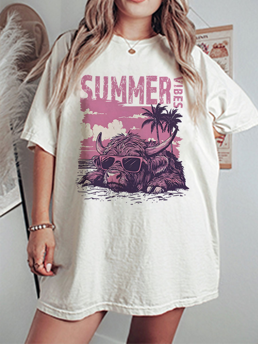 Vintage Summer Vibes Highland Cow Oversize Graphic Tee