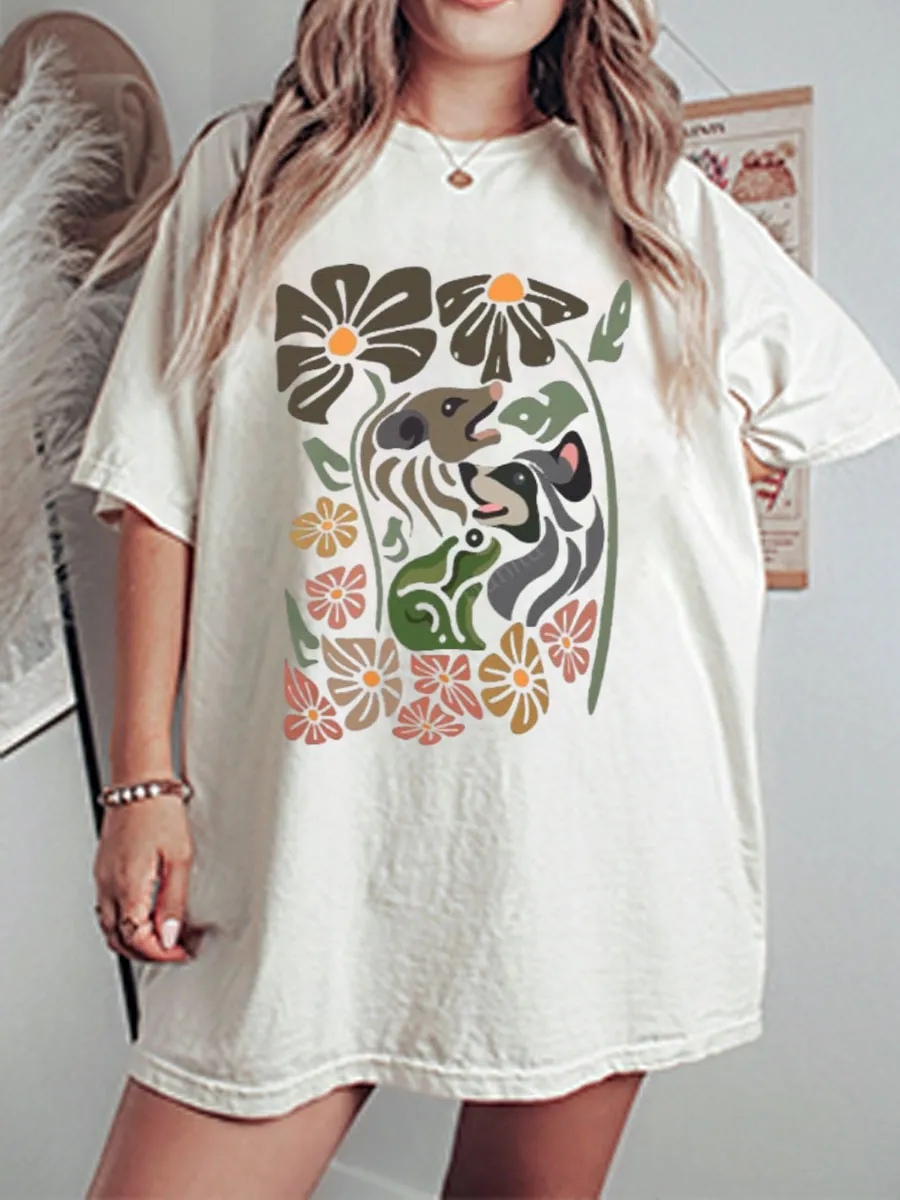 Vintage Possum Wildflower Oversize Graphic Tee