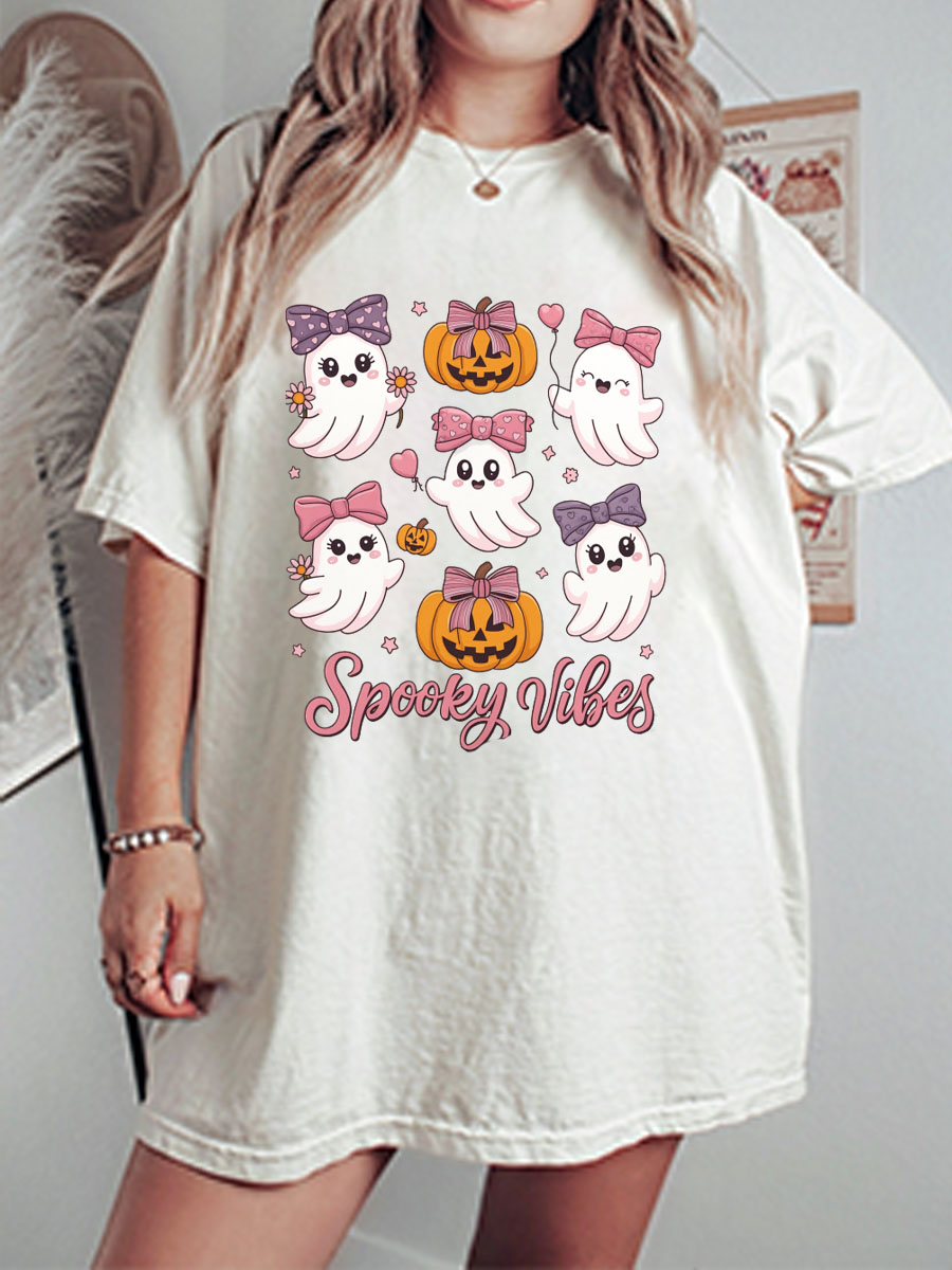 Vintage Spooky Vibes Oversize Graphic Tee