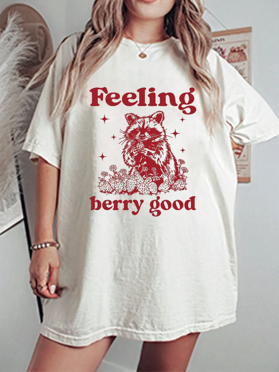 Vintage Feeling Berry Good Oversize Graphic Tee