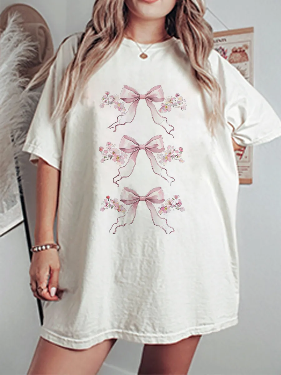 Vintage Ribbon Bows With Flowers Oversize Graphic Tee