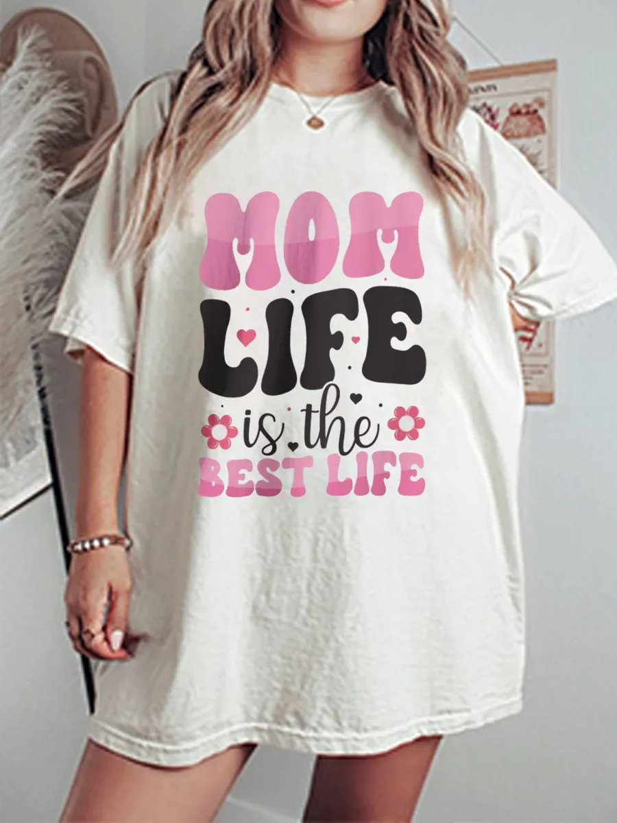 Vintage Mom Lifestyle Oversize Graphic Tee
