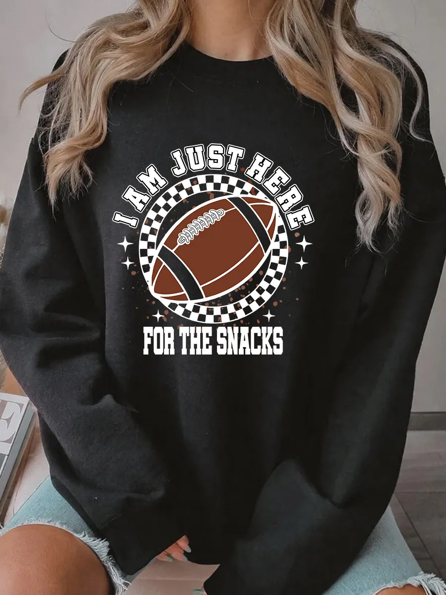 Vintage I'm Just Here For The Snacks Oversize Graphic Sweatshirt