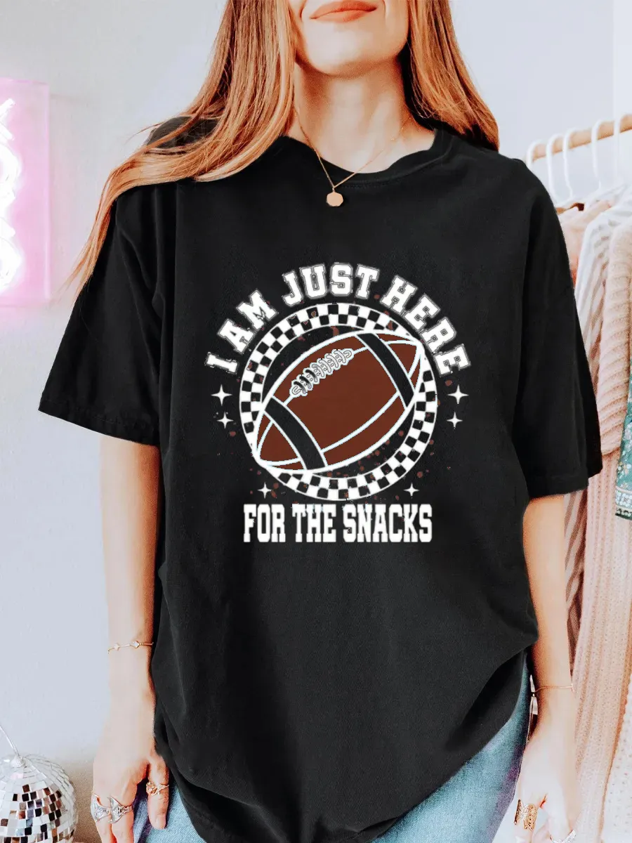 Vintage I'm Just Here For The Snacks Oversize Graphic Tee