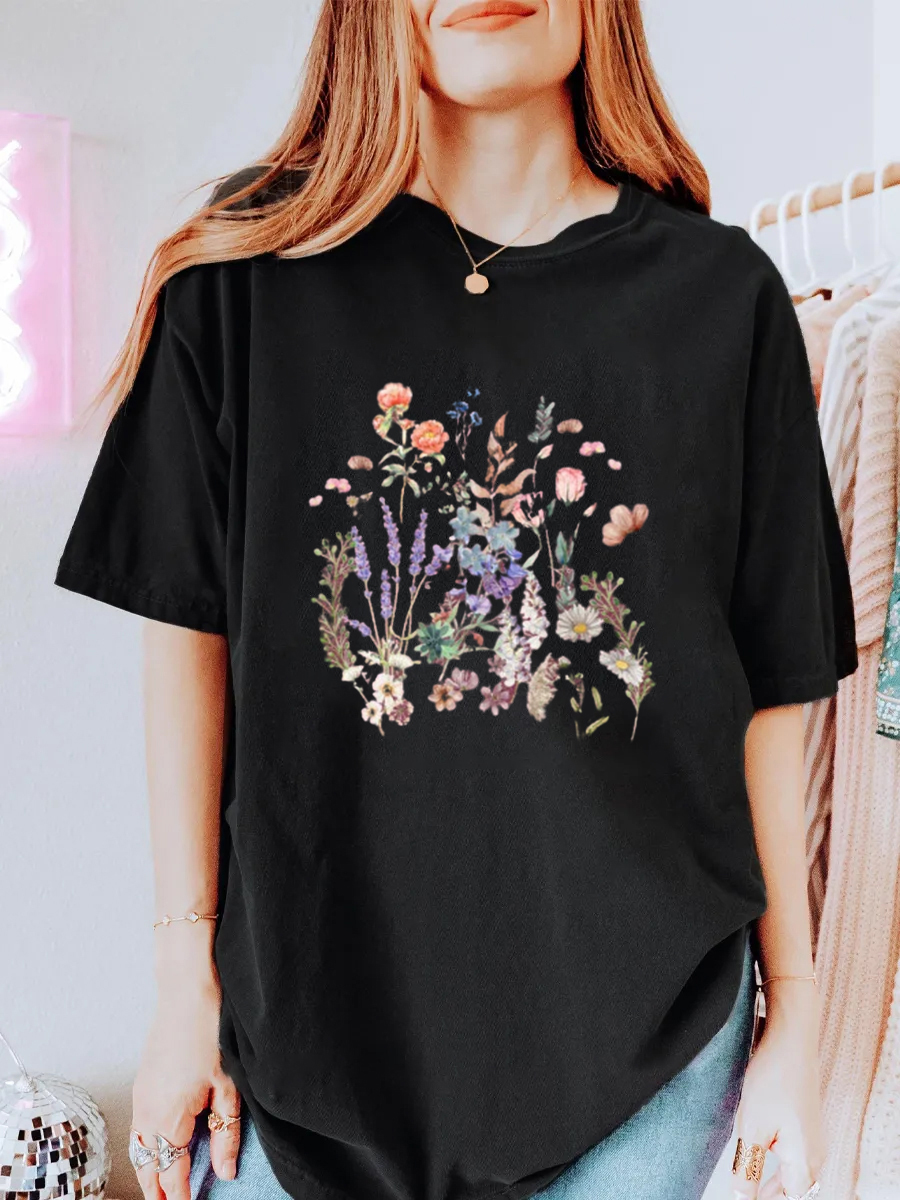 Vintage Aesthetic Wild Flower Oversize Graphic Tee