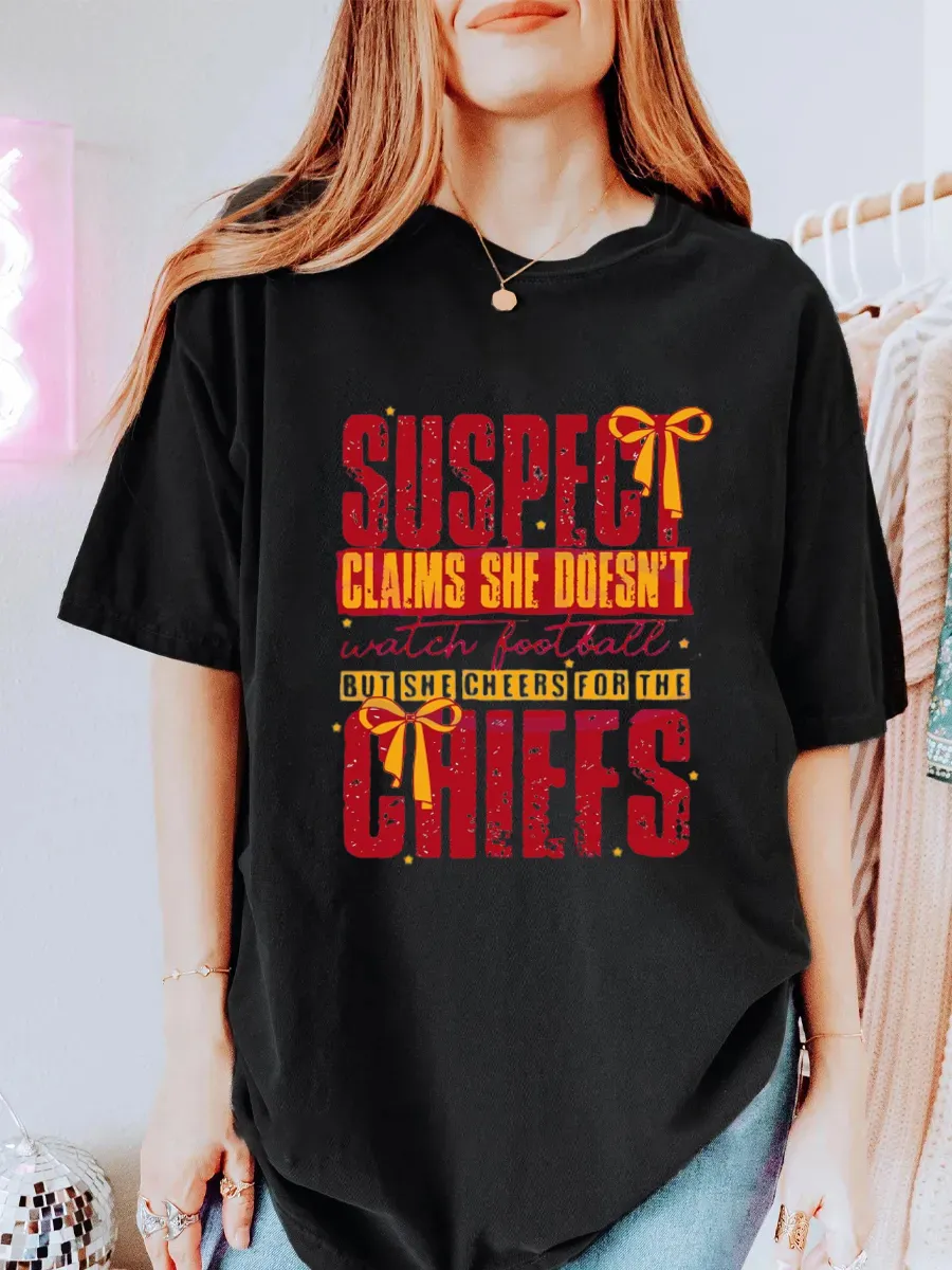 Vintage Suspect Claims She Cheers Oversize Graphic Tee