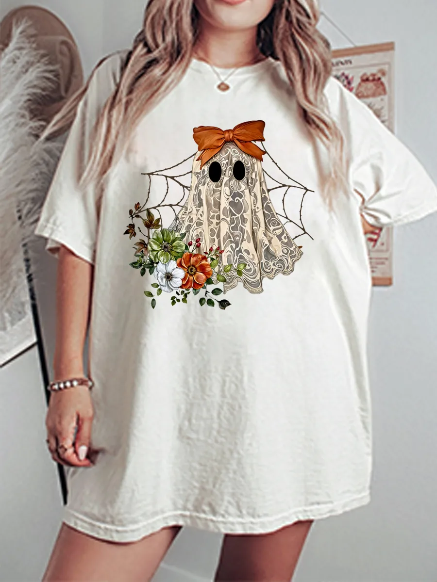 Vintage Halloween Lace Ghost Oversize Graphic Tee