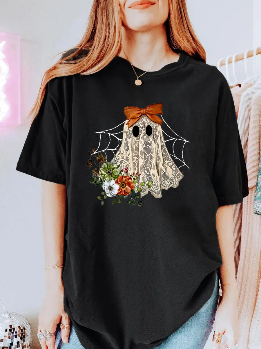 Vintage Halloween Lace Ghost Oversize Graphic Tee