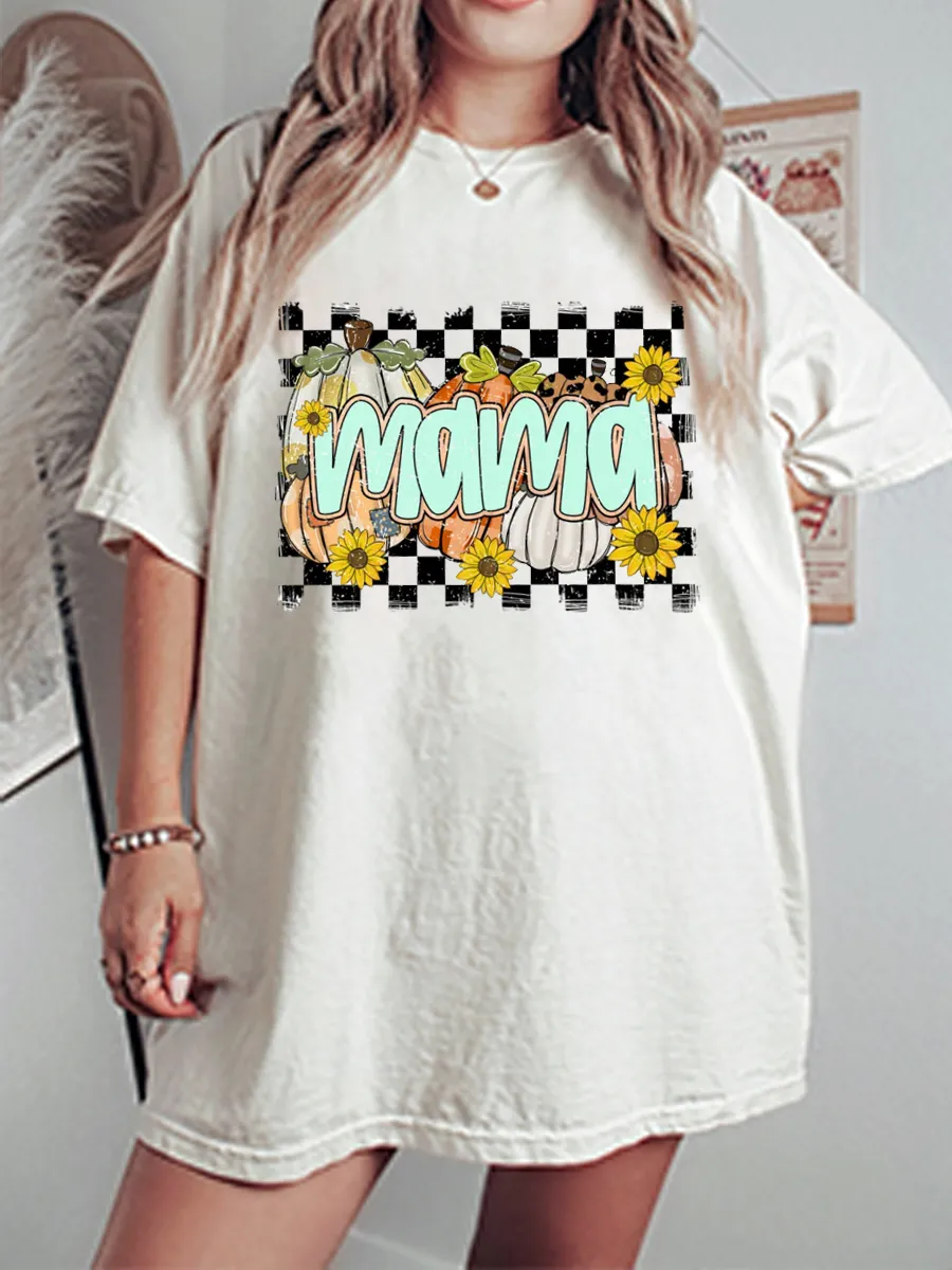 Vintage Checkered Mama Oversize Graphic Tee
