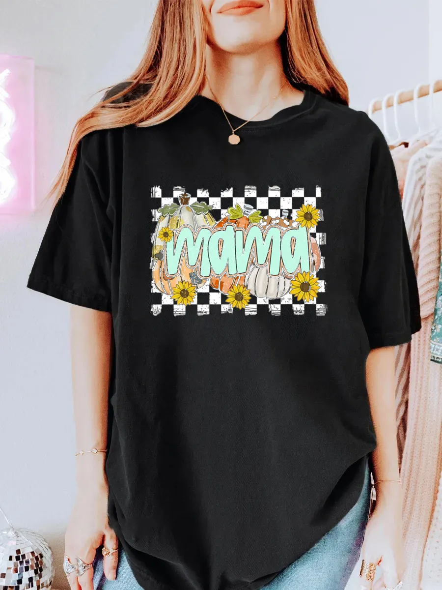 Vintage Checkered Mama Oversize Graphic Tee