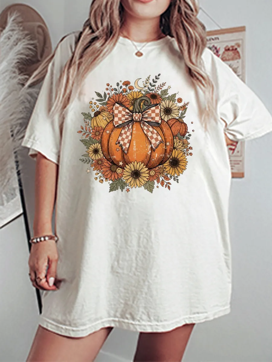 Vintage Harvest Bloom Pumpkin Oversize Graphic Tee