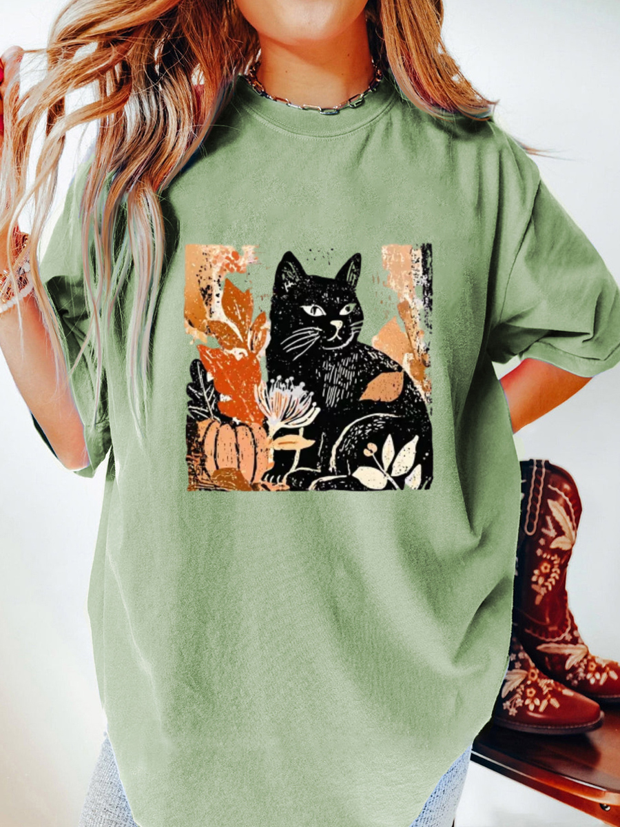 Vintage Black Cat Fall Leaves Oversize Graphic Tee