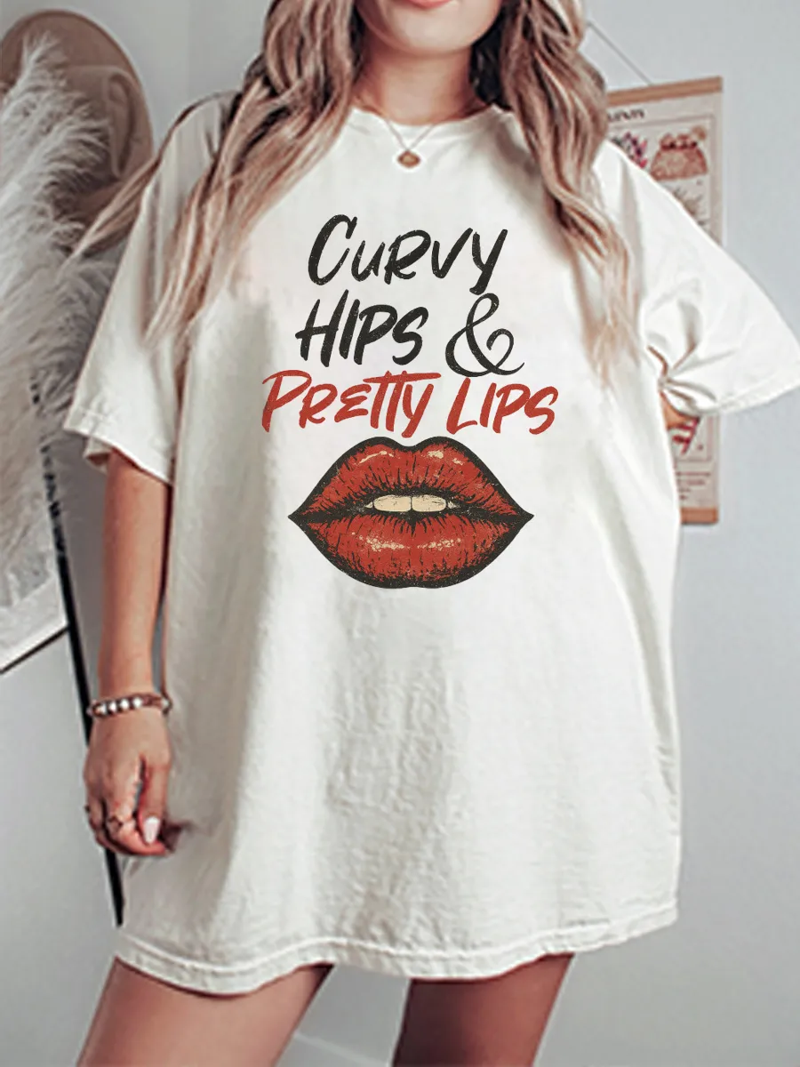 Vintage Curvy Hips And Pretty Lips Oversize Graphic Tee