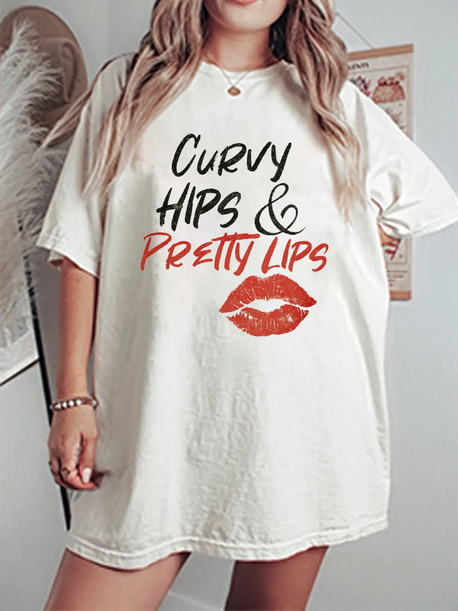 Vintage Curvy Hips And Pretty Lips Oversize Graphic Tee