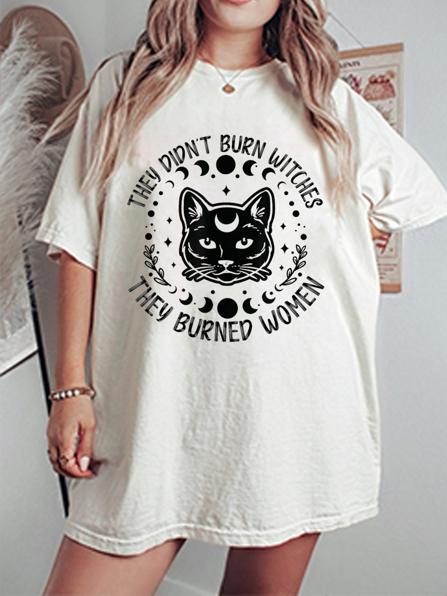 Vintage They Didn'T Burn Witches They Burned Women Oversize Graphic Tee