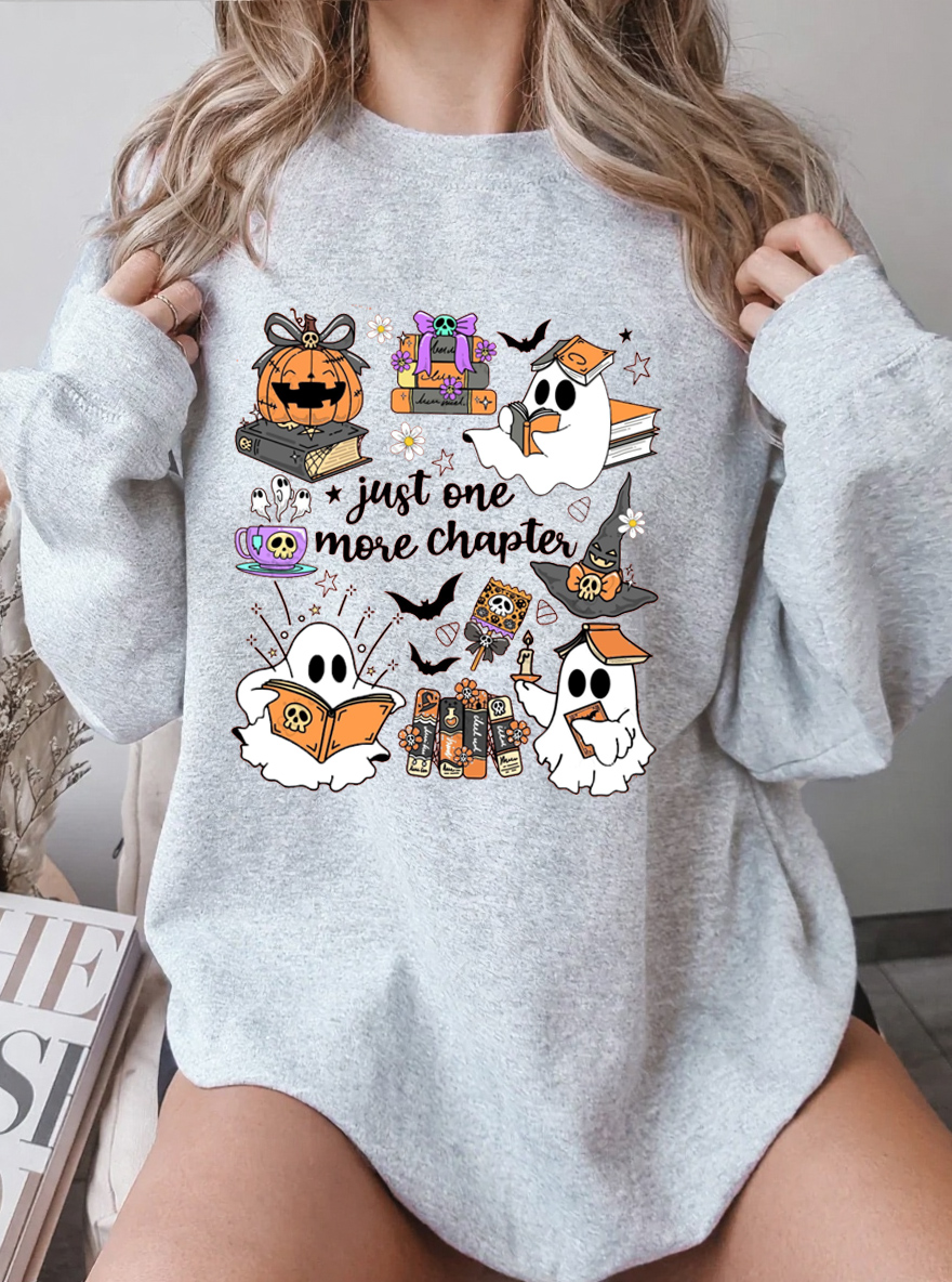 Vintage Just One More Chapter Oversize Graphic Sweatshirt