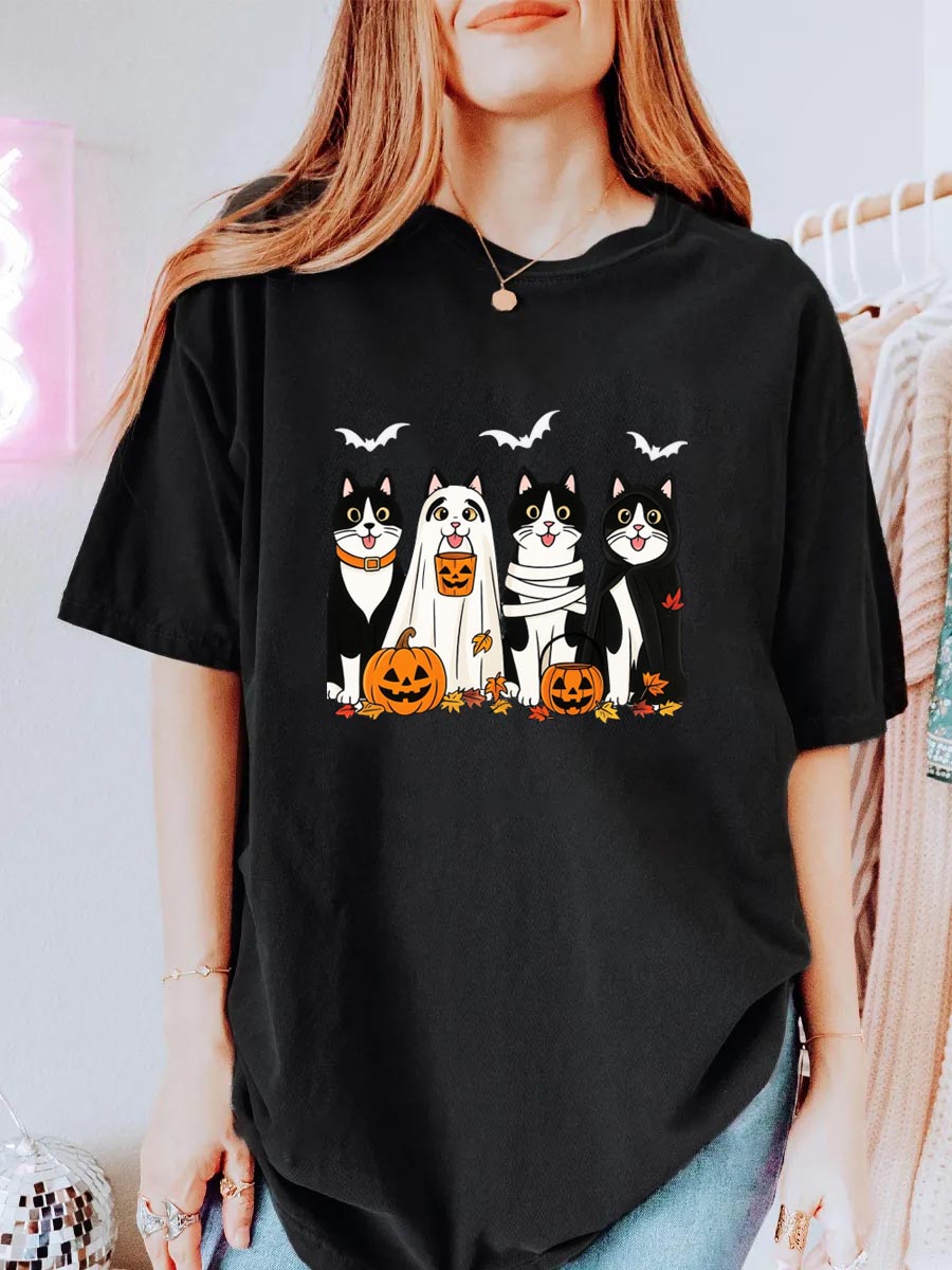 Vintage Halloween Cats Oversize Graphic Tee