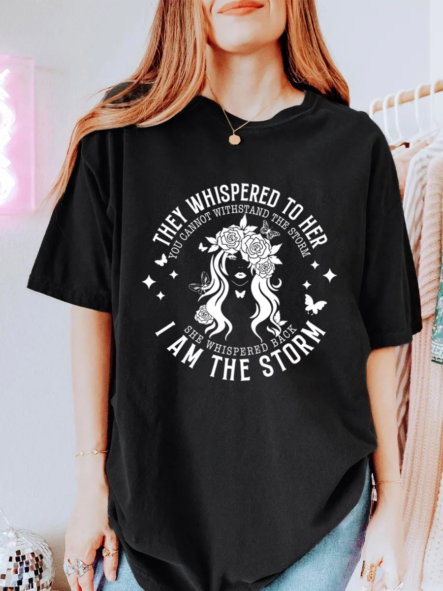 Vintage She Whispered Back I am The Storm Oversize Graphic Tee