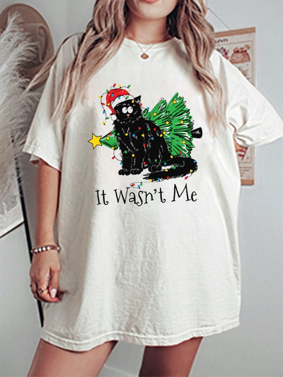 Vintage Christmas Black Cat It Wasnt Me Oversize Graphic Tee