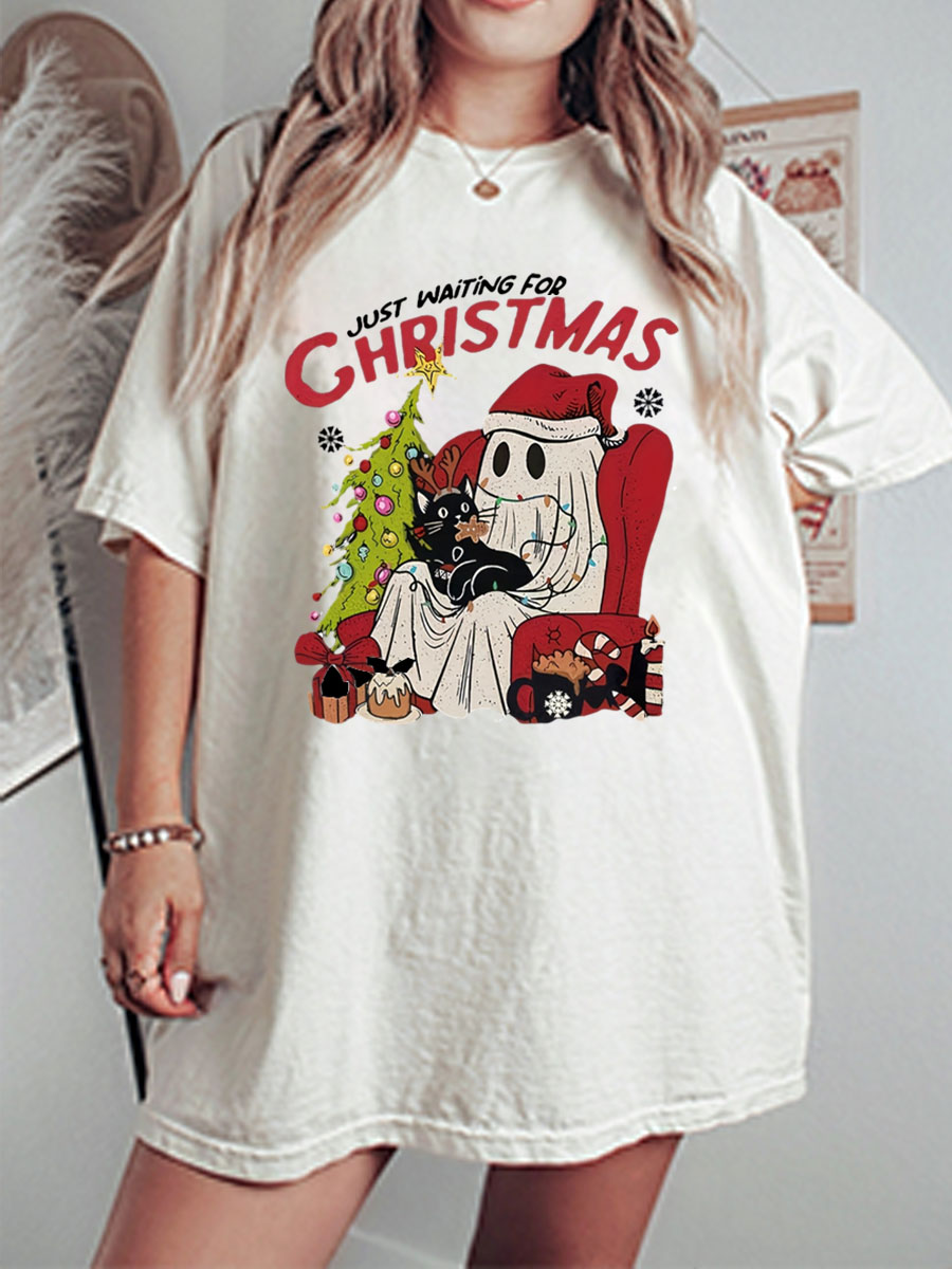 Vintage Just Waiting For Christmas Oversize Graphic Tee