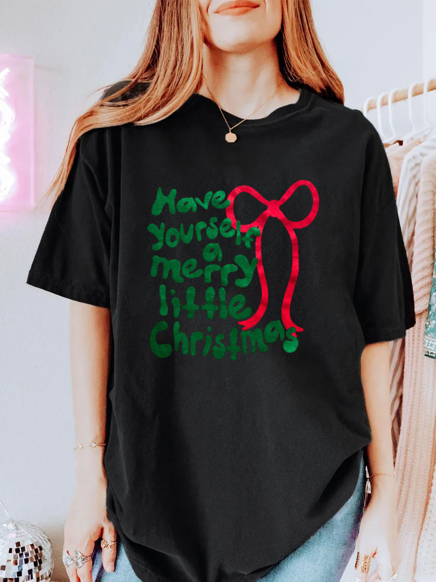 Vintage Merry Little Christmas Oversize Graphic Tee