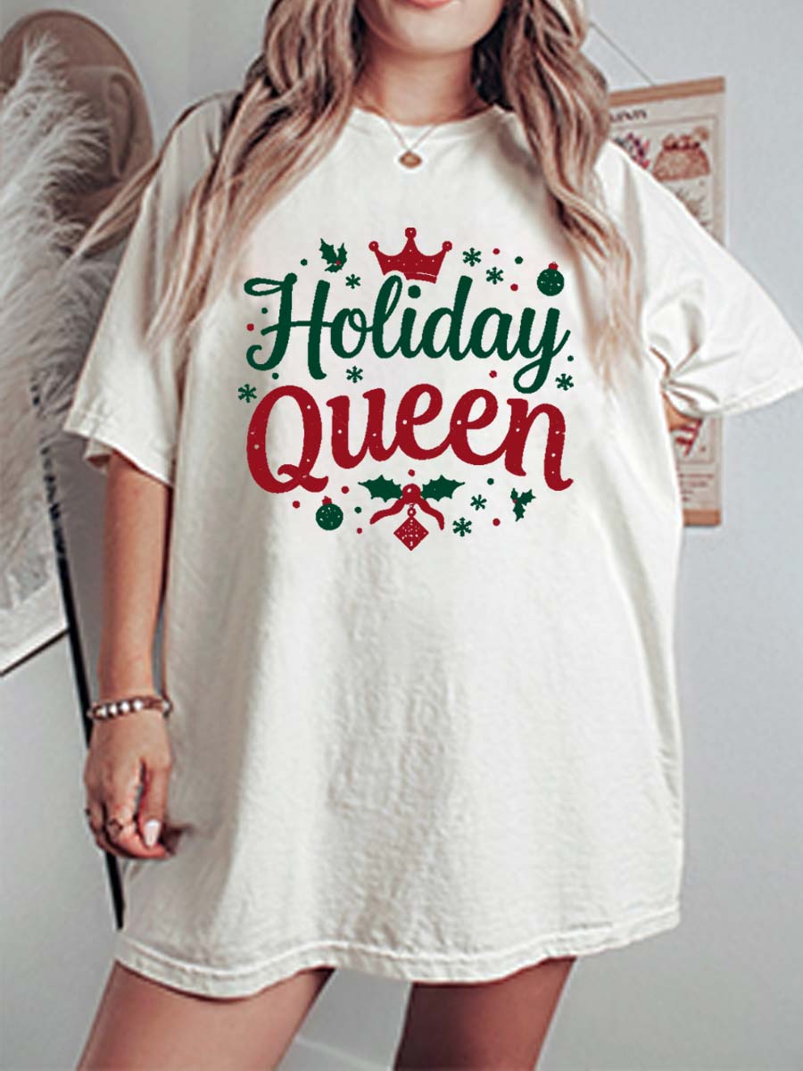 Vintage Holiday Queen Oversize Graphic Tee