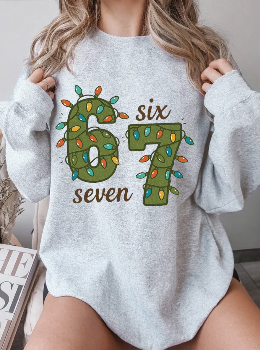 Vintage 67 Christmas Oversize Graphic Sweatshirt