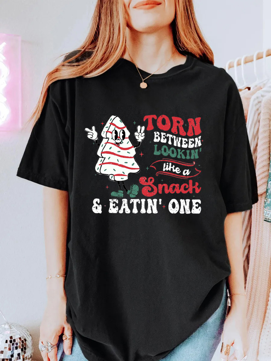 Vintage Torn Between Lookin' Like A Snack And Eatin' One Oversize Graphic Tee