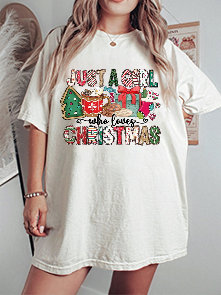 Vintage Ust A Girl Who Loves Christmas Oversize Graphic Tee