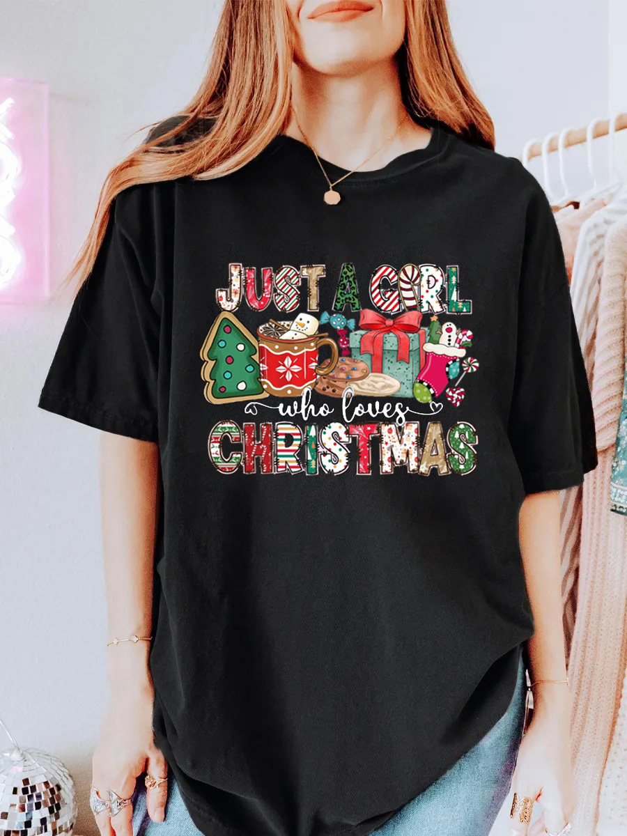 Vintage Ust A Girl Who Loves Christmas Oversize Graphic Tee