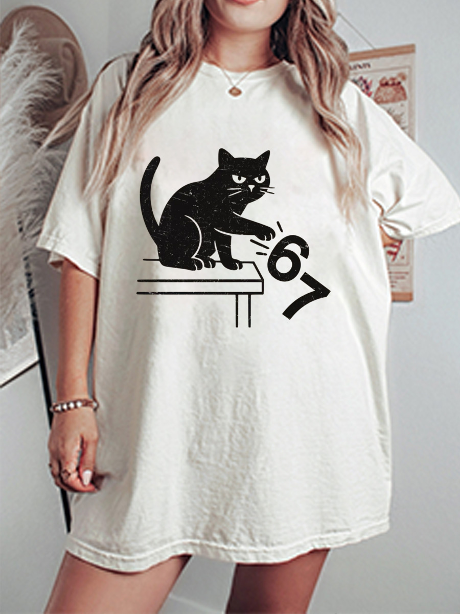 Vintage Cat Knocking Off 67 Oversize Graphic Tee