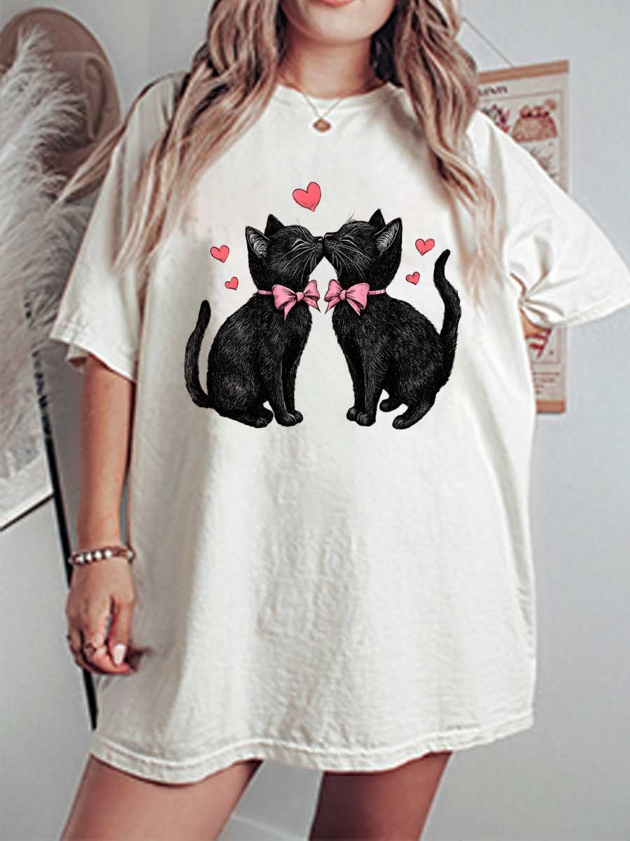 Vintage Meowy Valentine Oversize Graphic Tee