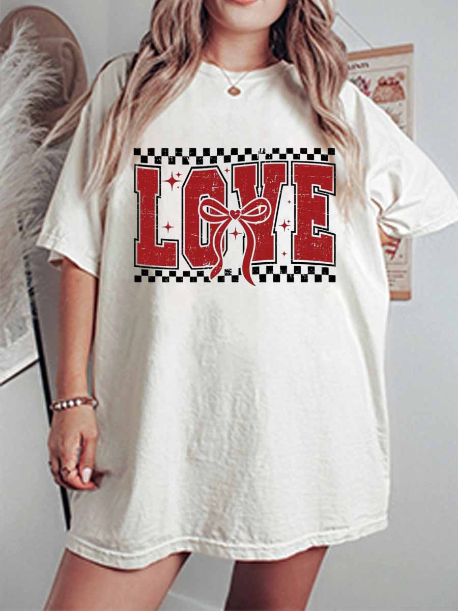 Vintage Love Valentines Oversize Graphic Tee