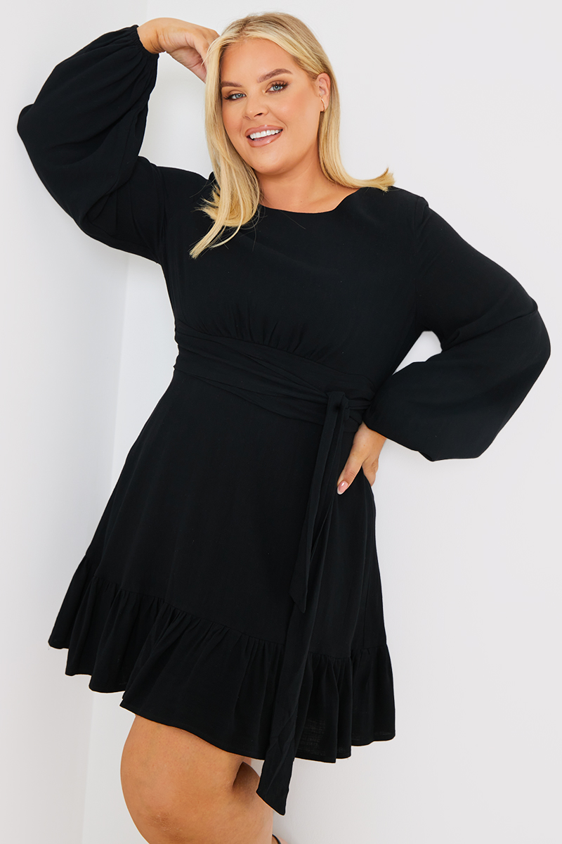 Black long sleeve outlet skater dress plus size