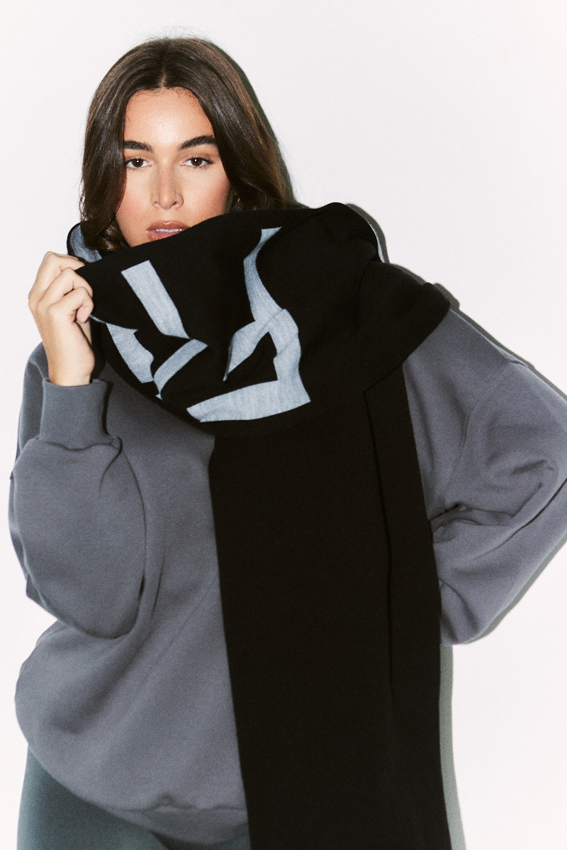 Fits Knitted Scarf